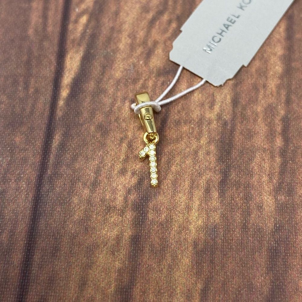 MICHAEL KORS CUBIC ZIRCONIA GOLD NUMBER 1 NECKLACE CHARM AD03